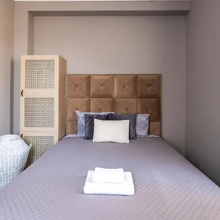 The Old House ✵ 2Bd Flat Apartment *