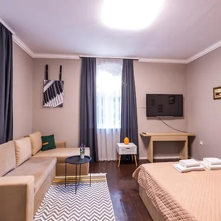 The Old House ✵ 2Bd Flat Apartment *